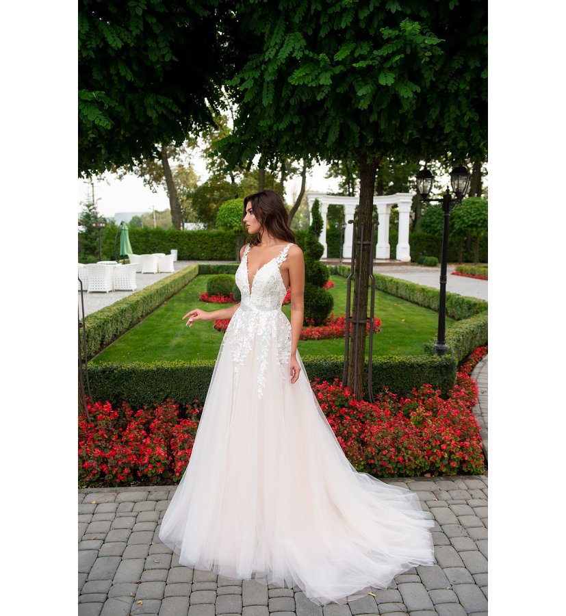 Brudekjole Polina - i butikken - tp kjoler